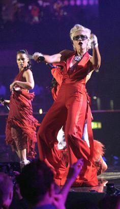 Gwen and Alicia Keys